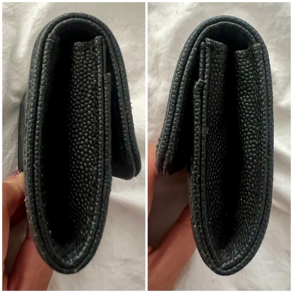 👑✅PRICE FIRM✅ Small Black Fashion Card Case with Gold Front Button Plate - Picture 6 of 15